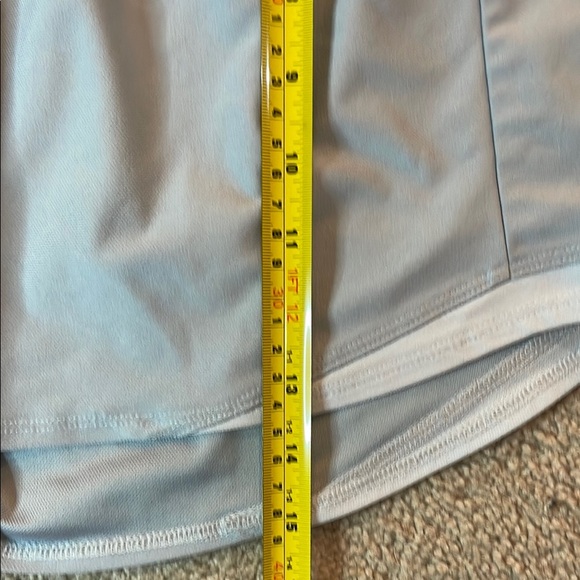 Under Armour Shorts Womens M UA Play Up Knit 5 Inch Training Mod Grey - Picture 10 of 11